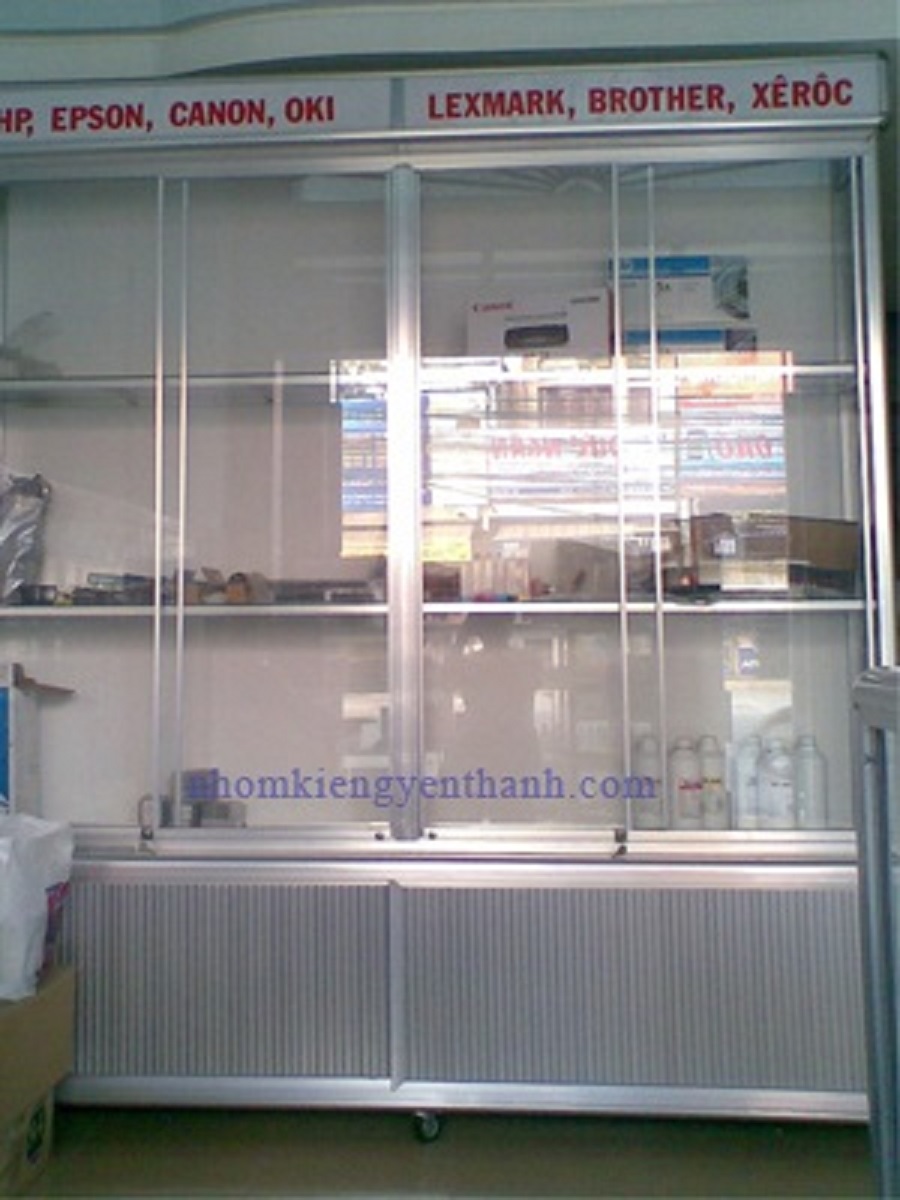 TỦ TRƯNG BÀY